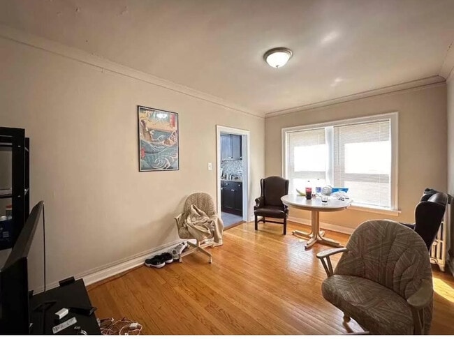 Photo - 4263 W Addison St Unit ONE BEDROOM