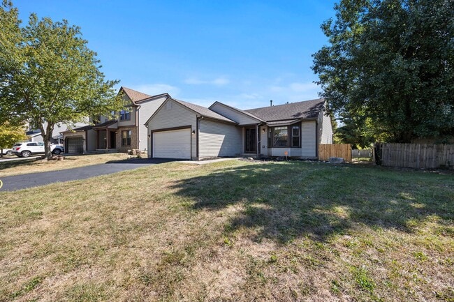 Building Photo - 6948 Kinston Dr