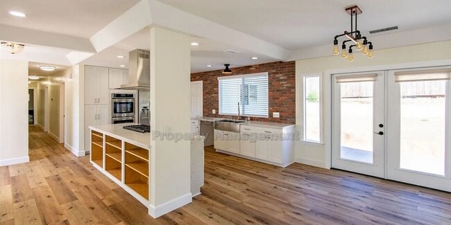 Photo - Single Family Home!! 3 beds, 2 baths- additional bonus room with kitchen and private entrance.