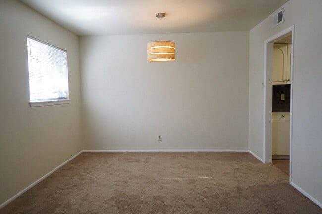 11615 Sandman Dr