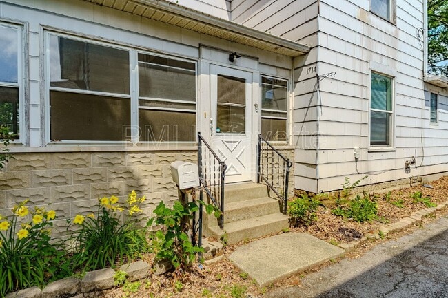 Photo - 1714 Meharry St