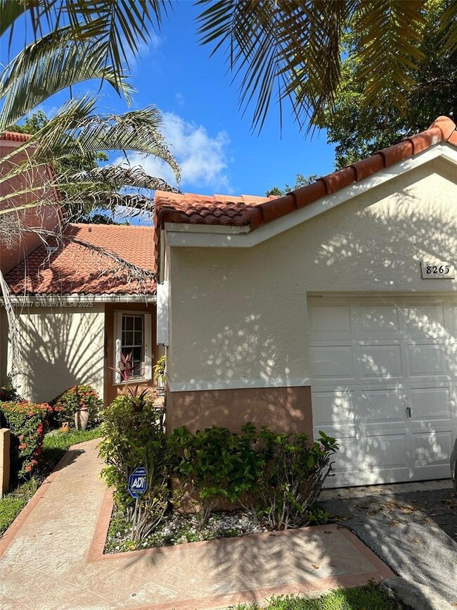 Building Photo - 8265 NW 70th St