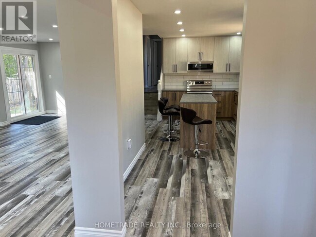 Photo - 206 Little Ave