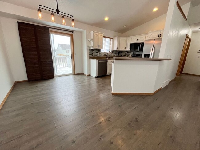 Photo - 3 Bed/2 Bath West Side Home For Rent!!