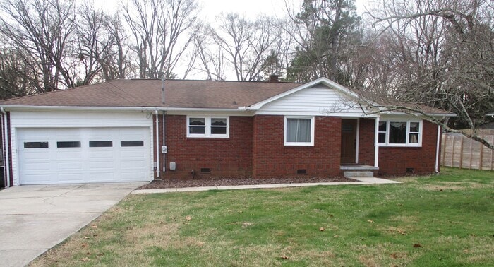 Photo - 122 Trantham St SW House