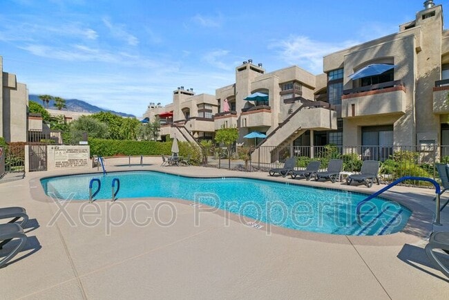 Building Photo - 2601 S Broadmoor Dr Unit #77
