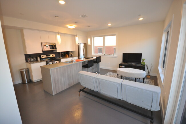 Photo - 660 Massachusetts Ave Condo Unit #4