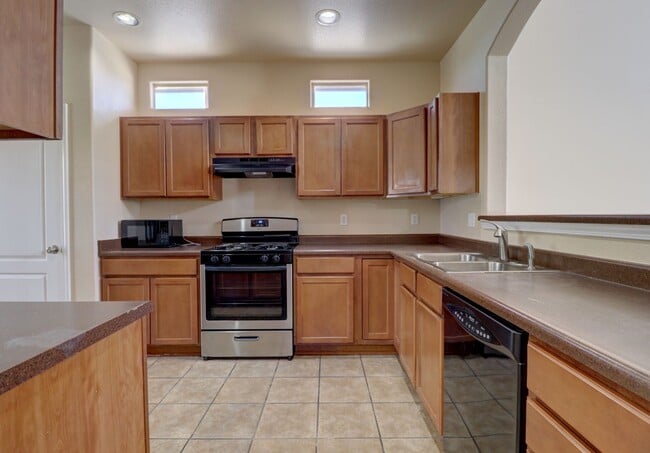 Photo - 2484 Gila Bend Loop