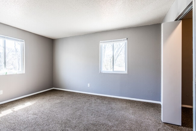 Building Photo - 3TEN Rental