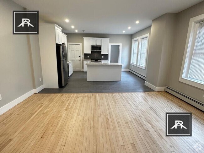 Building Photo - 4 bedroom in Allston MA 02134 Unit 6 Rental