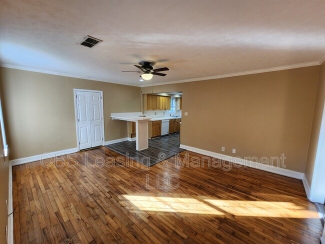 Photo - 3527 Norris Cir