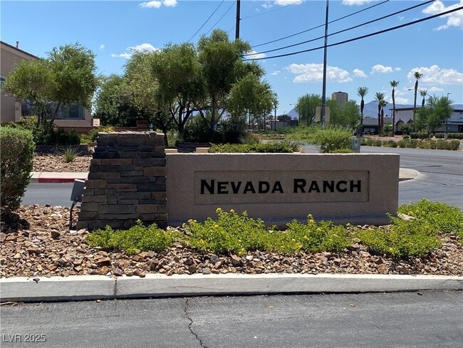 Photo - 4821 Longshot Dr