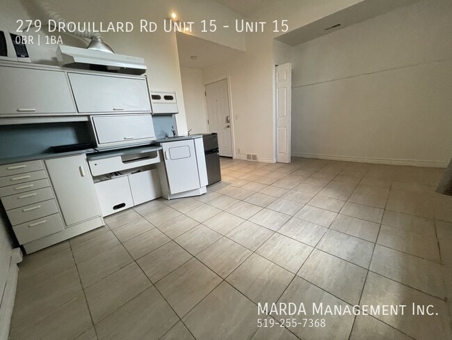 Photo - COZY BACHELOR UNIT - INCLUSIVE + FREE WIFI!! Unité 15