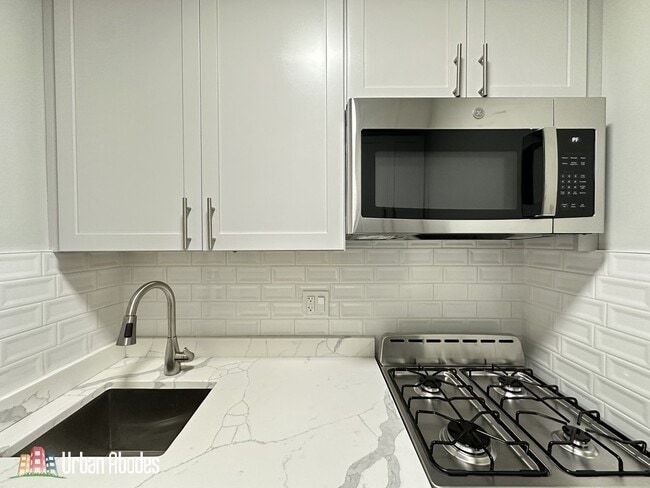 Photo - 503 W Belmont Ave Unit J06W