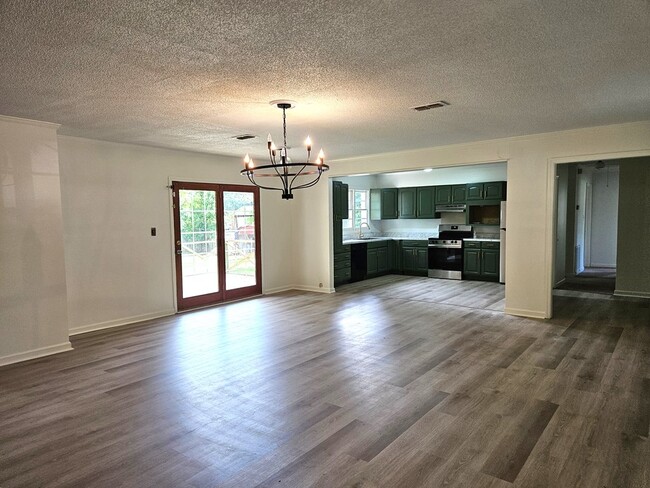 Photo - 1302 Gary Ave