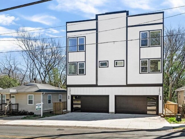 Photo - 1310 N Davidson St Townhome