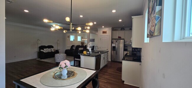 Photo - 94 Combine Trl