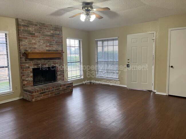 Photo - 4119 Fossil Ridge Dr