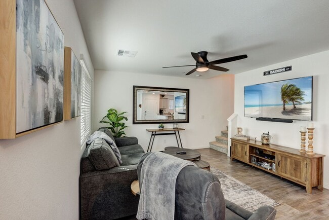 Photo - Modern Comfort in Las Vegas: 3-Bedroom Gem with Pool Access