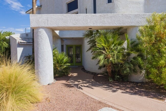 Photo - 2320 Snead Dr