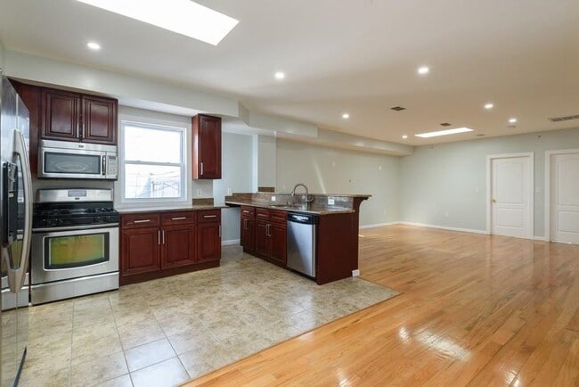 Photo - 306 3rd St Unit 3