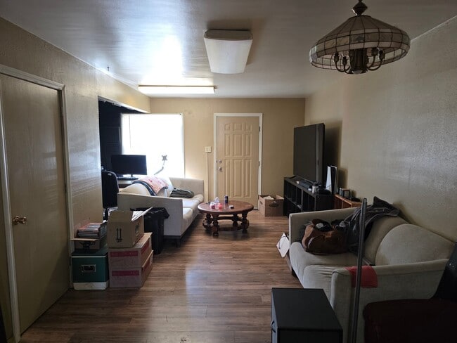 Photo - 3204-3216 Busch St Unit 3206