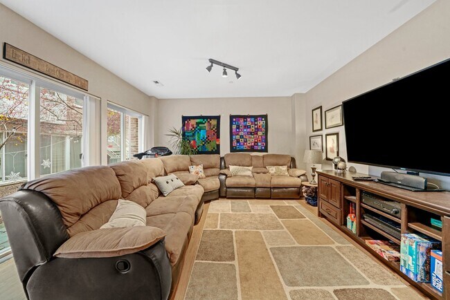 Photo - 3864 Wehrman Ave