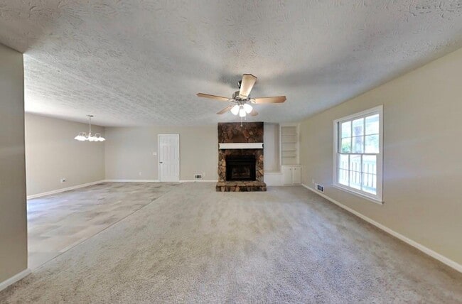 Photo - 6250 Silver Spur Dr