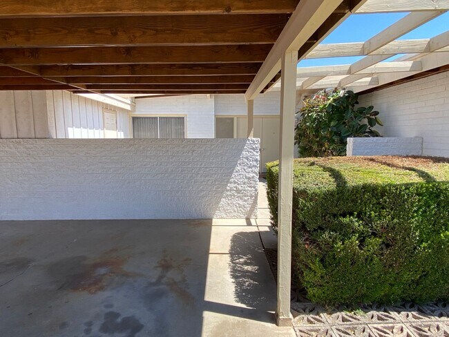 Photo - Scottsdale 4 Bed. 1.75 Bath located In Tow...