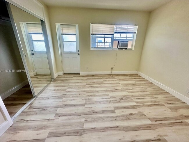 Photo - 5420 NE 22nd Terrace Unit 18