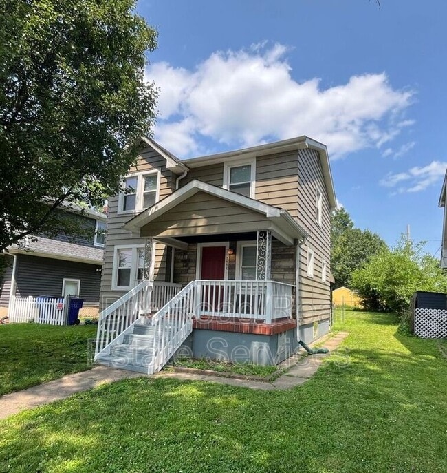 Photo - 2556 Freeman Ave House