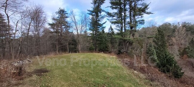 Photo - 16 Maple Ave