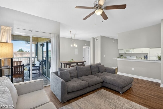 Photo - 6481 Aragon Way Unit 304