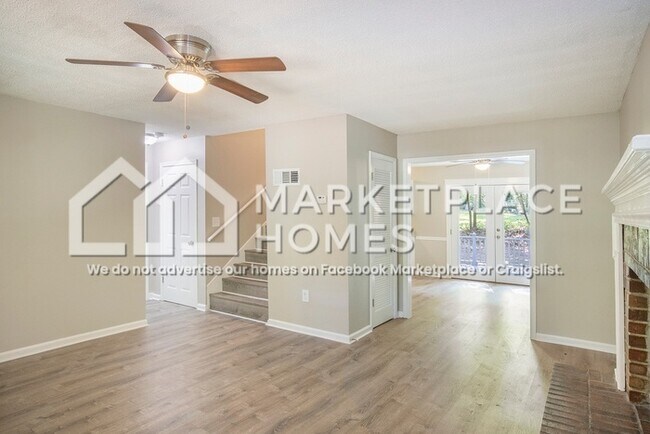 Photo - 3824 Cannon Dr