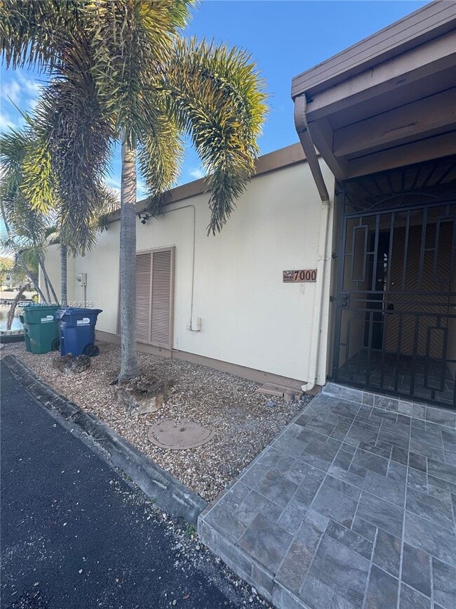 Photo - 7000 Crown Gate Ct