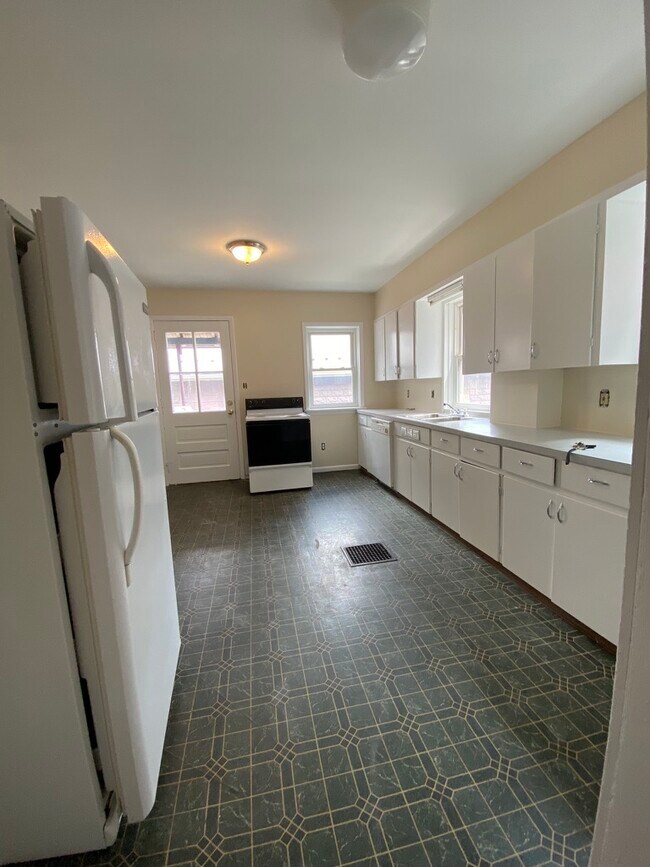 328 Susquehanna St Unit 1