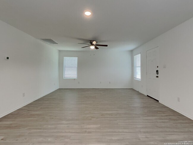 Photo - 10246 Devon Wheel St