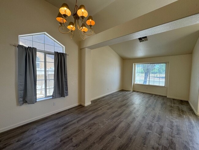 Photo - 4 Bedroom, 2 Bath Home with NEWER UDGRADES