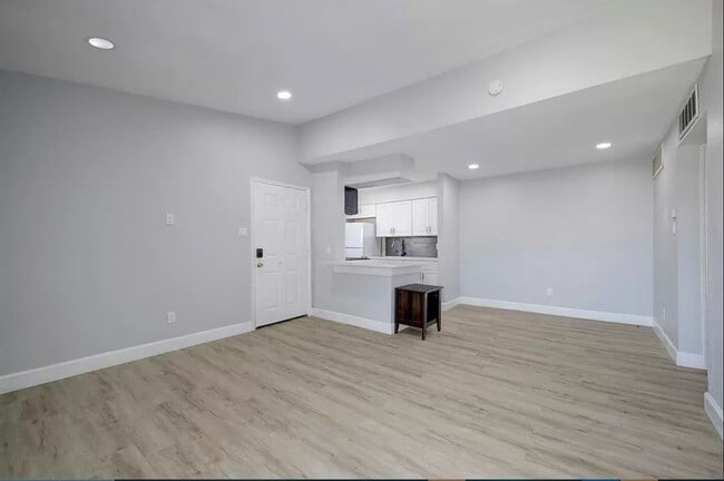 Photo - 9550 Deering Dr Unit True