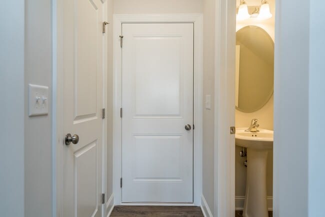 Photo - 304 Shale Creek Dr