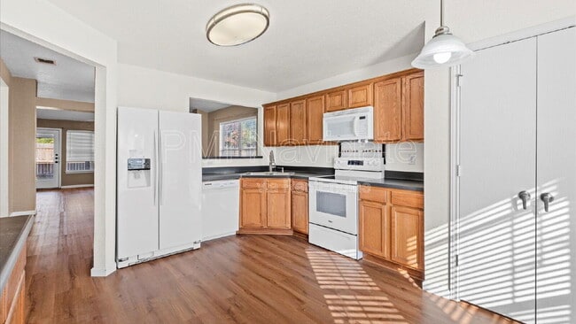 Photo - 7215 Falcon Trail