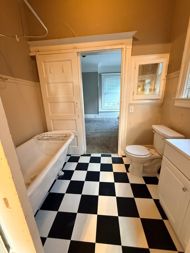 Photo - 1710 1/2 16th St Unidad 1710 1-2 16th St