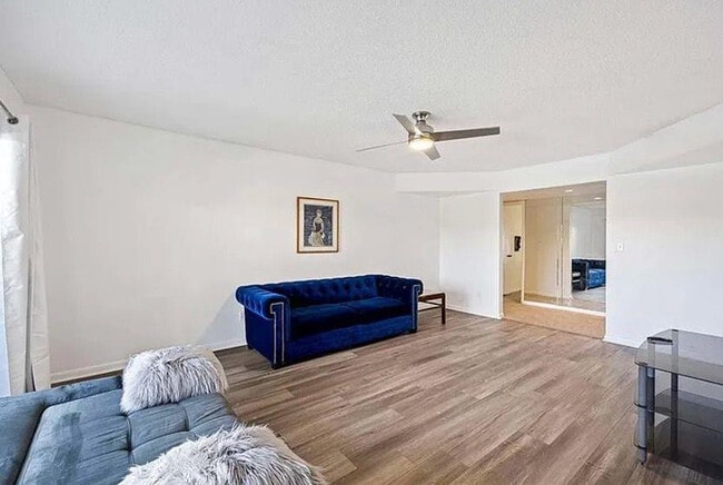 Photo - 209 Bobolink Way Unidad A