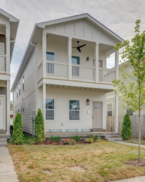 Building Photo - 6012 California Ave Rental