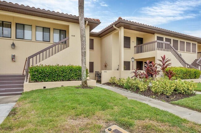 5216 Lake Village Dr Unit 71