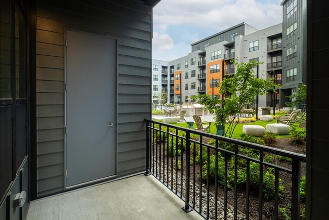 Private balcony/patio (in select homes)