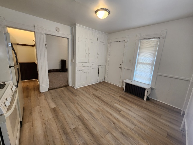 Photo - 1575 Coit Ave NE Unidad 4