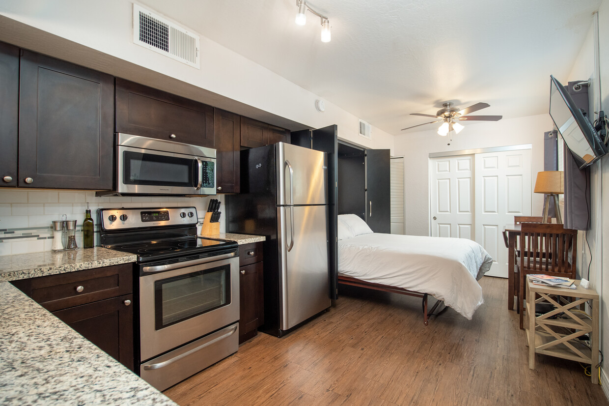 Photo - 1333 E Thomas Rd