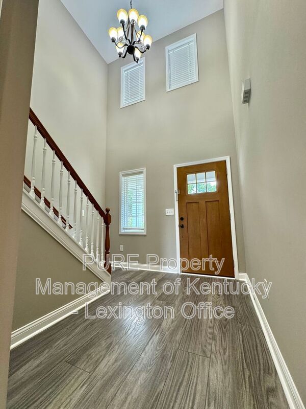 Photo - 2056 Drummond Dr
