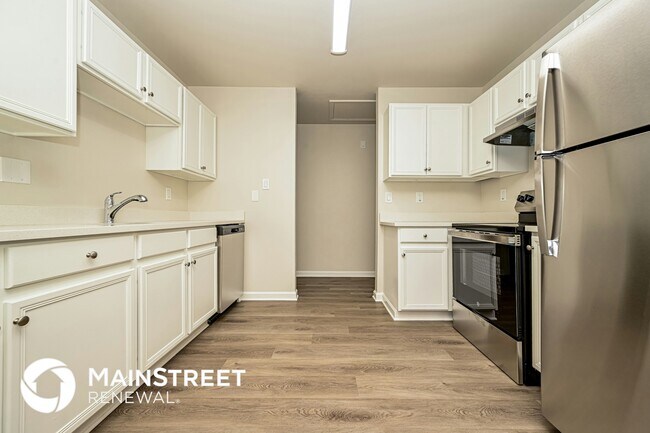 Photo - 80 Lakeview Trail